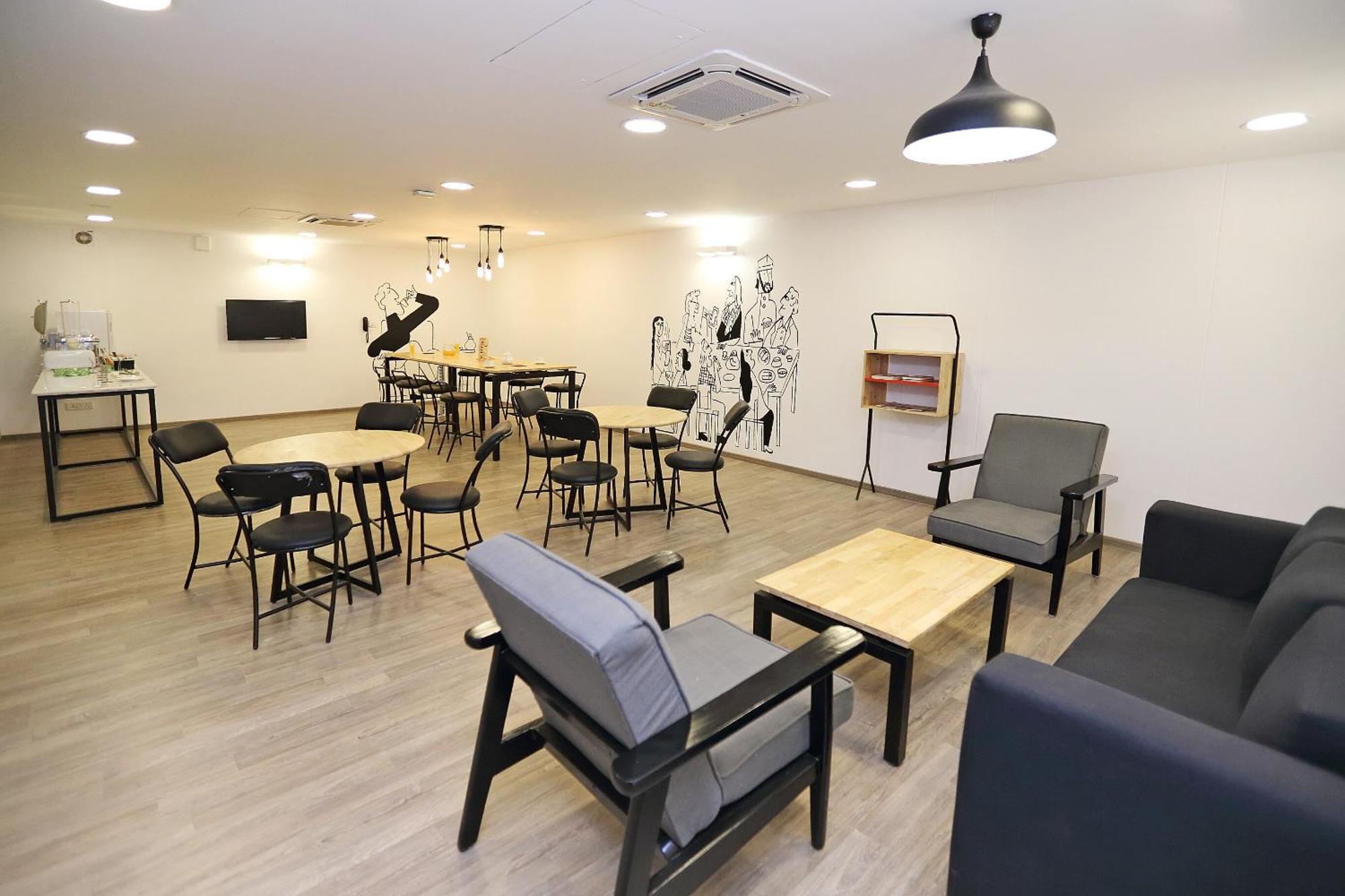 Oyo Townhouse 17 Huda City Center Near Leisure Valley Park Gurgaon Extérieur photo